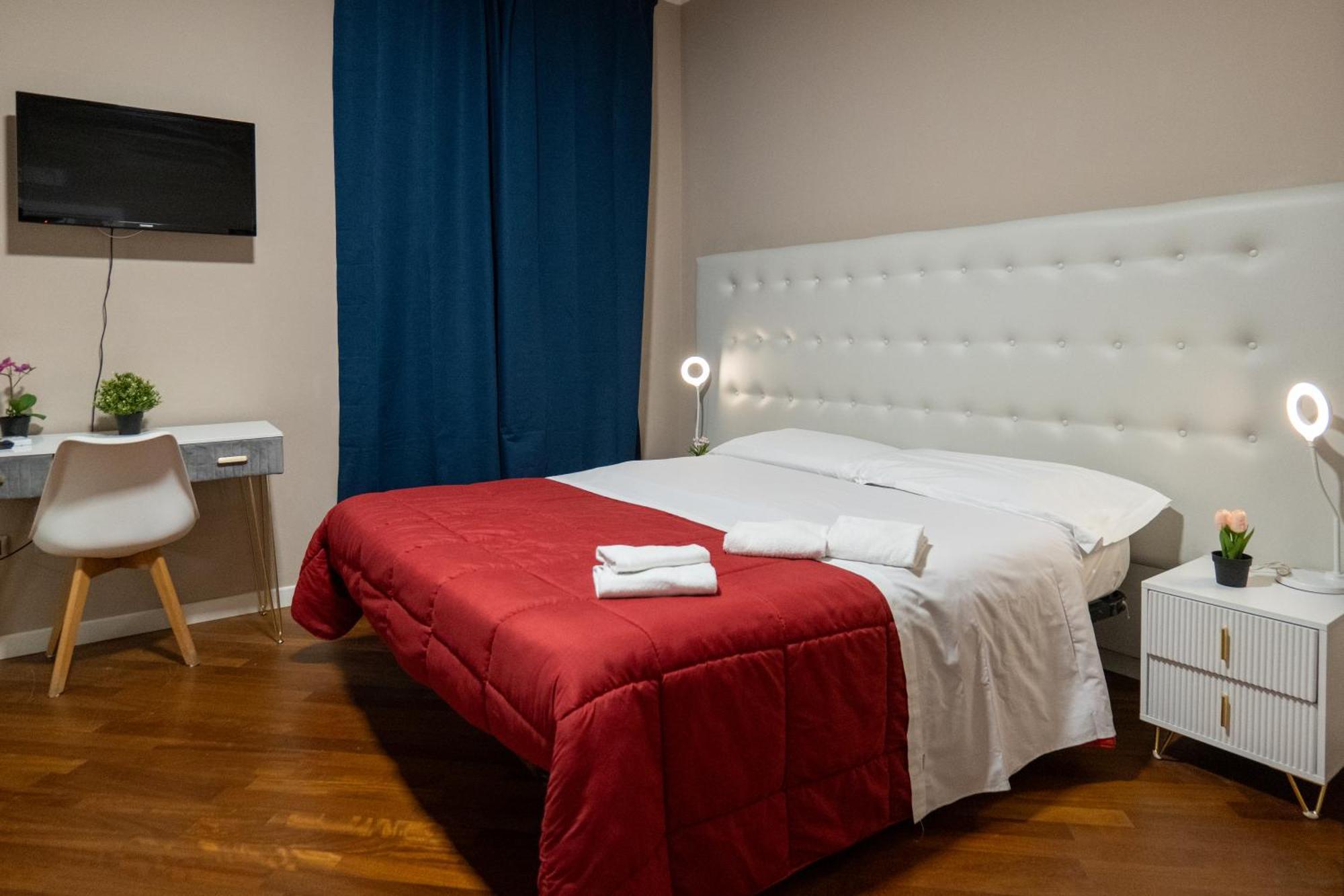Dalmazia 33 Hotel Salerno Exterior photo